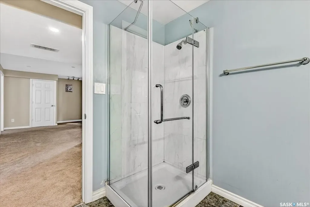 8338 Wascana Gardens Way Regina SK S4V 1E8