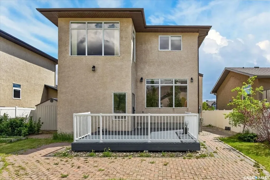 8338 Wascana Gardens Way Regina SK S4V 1E8