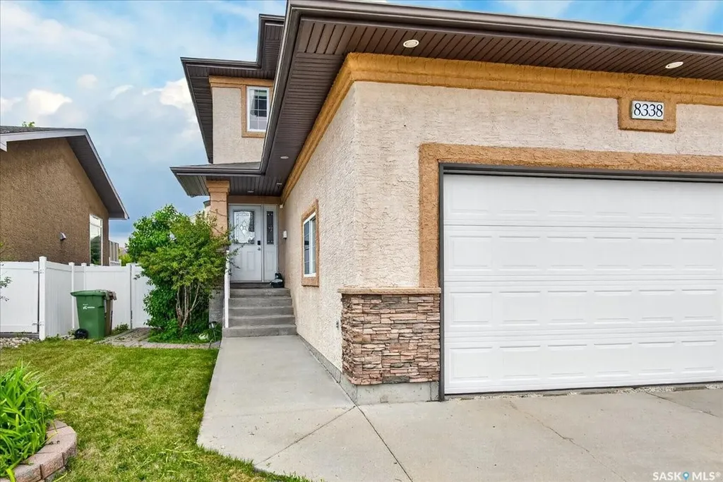 8338 Wascana Gardens Way Regina SK S4V 1E8