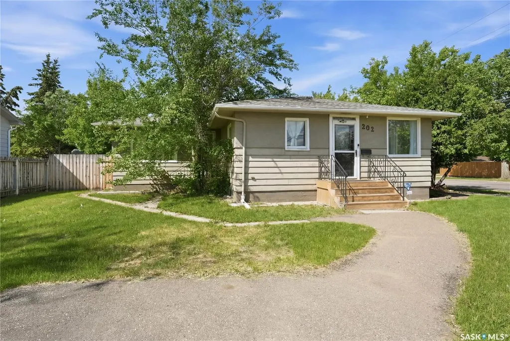 202 26th Street Battleford SK S0M 0E0