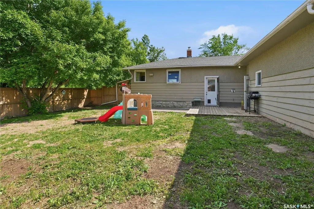 202 26th Street Battleford SK S0M 0E0