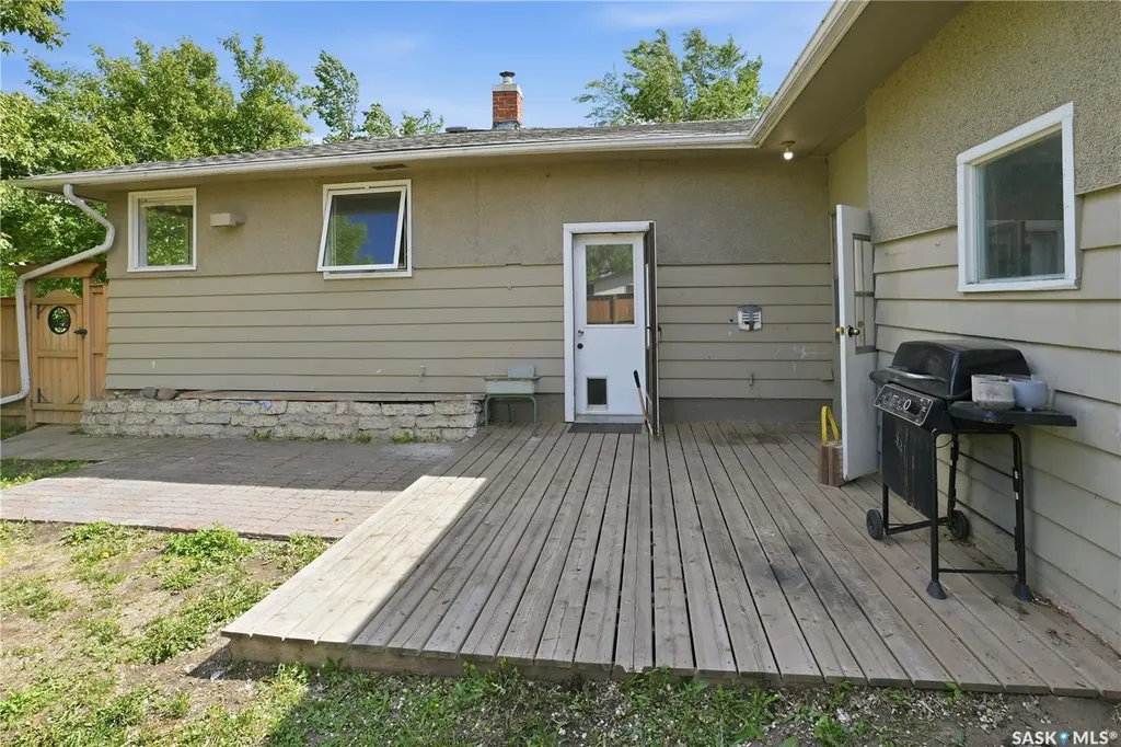 202 26th Street Battleford SK S0M 0E0