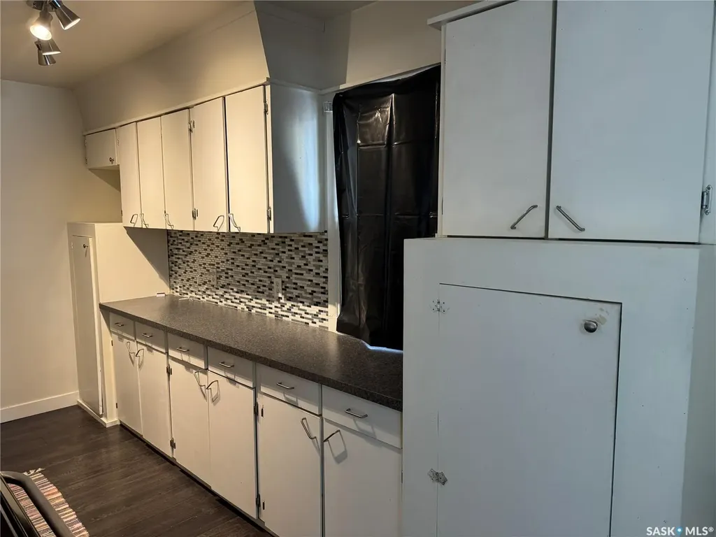 71 22nd Street E Prince Albert SK S6V 1M8