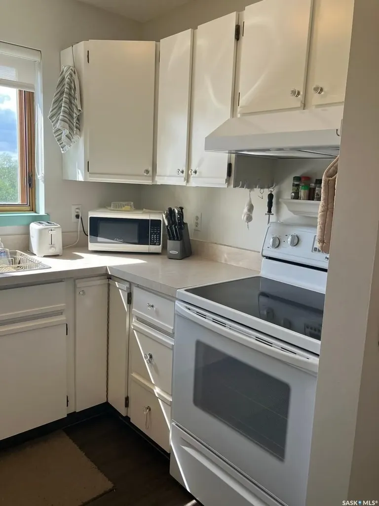 102 Manor Drive Nipawin SK S0E 1E0