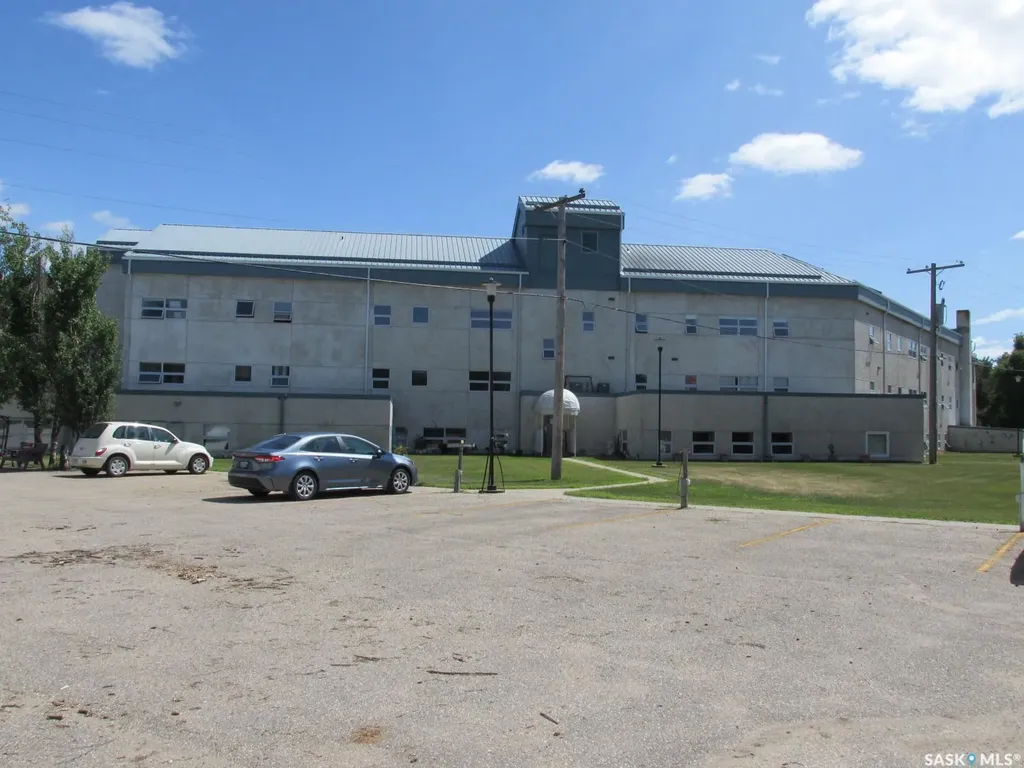 102 Manor Drive Nipawin SK S0E 1E0