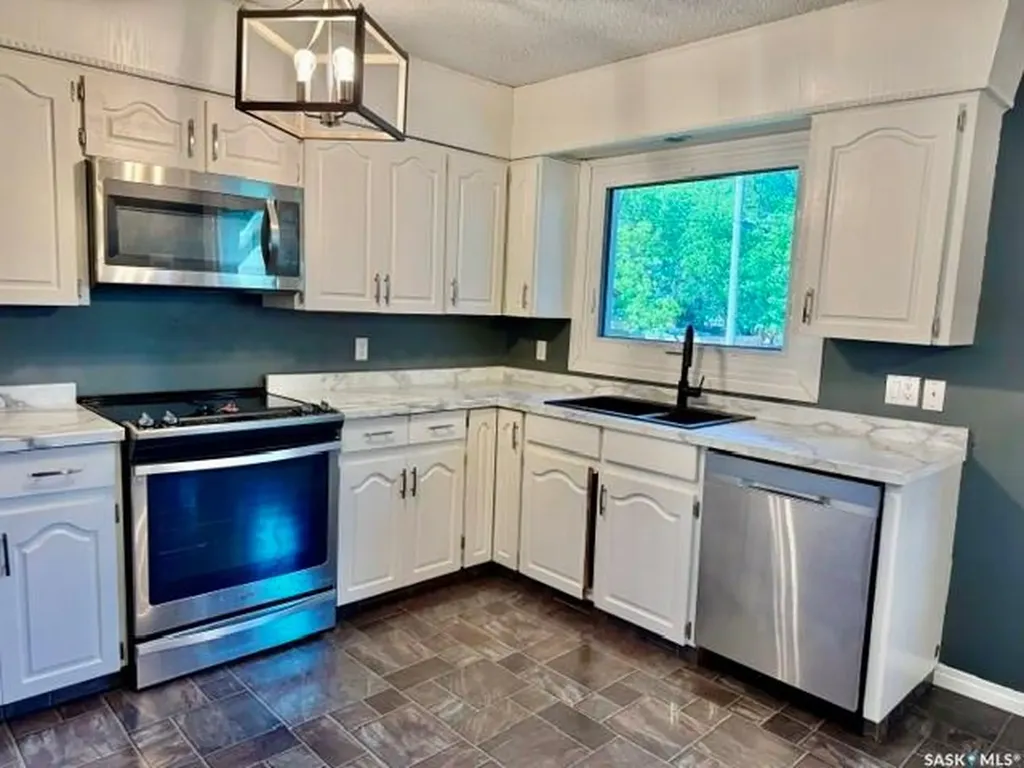 503 2nd Street NE Watson SK S0K 4V0