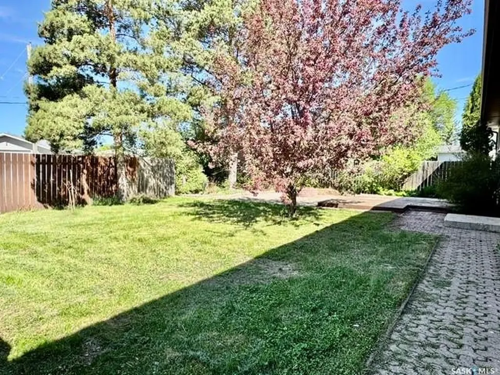 503 2nd Street NE Watson SK S0K 4V0
