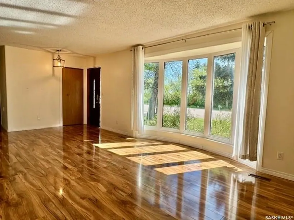 503 2nd Street NE Watson SK S0K 4V0