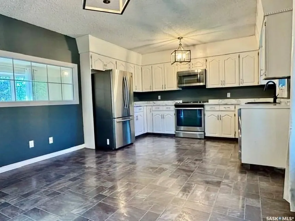 503 2nd Street NE Watson SK S0K 4V0