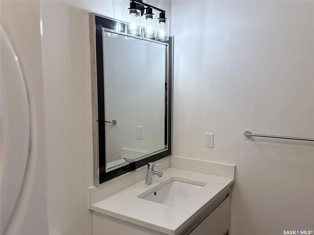 147 Tweed Lane Saskatoon SK S7V 0K1