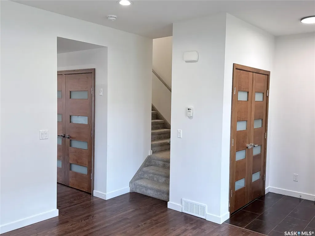 147 Tweed Lane Saskatoon SK S7V 0K1