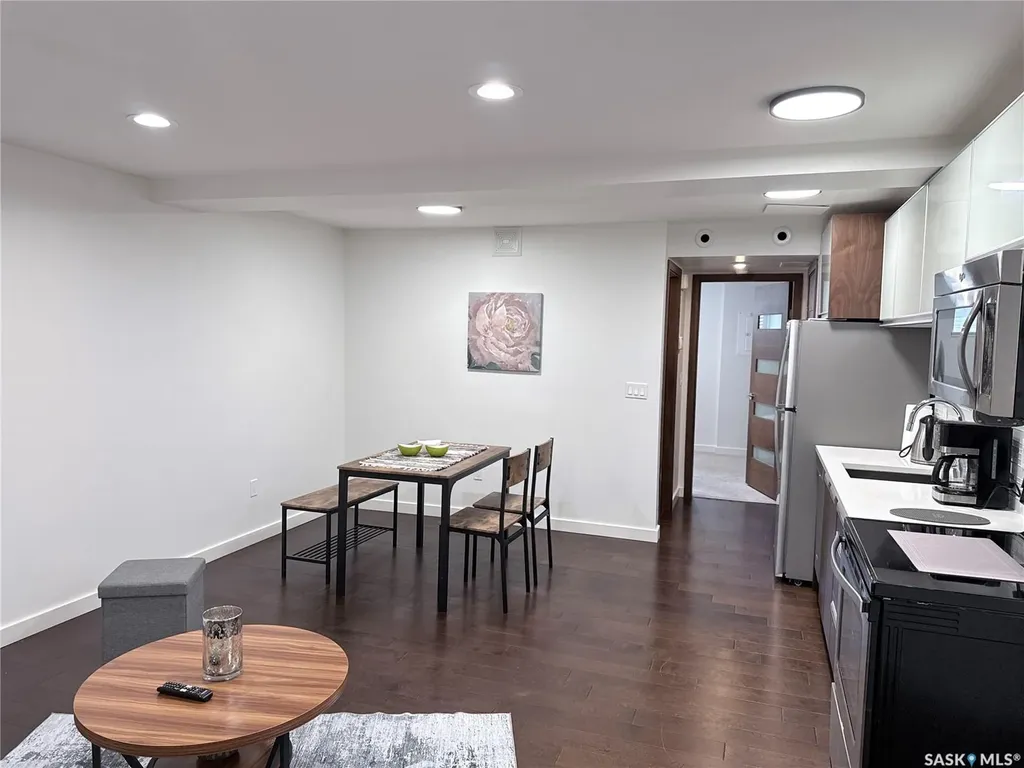 147 Tweed Lane Saskatoon SK S7V 0K1