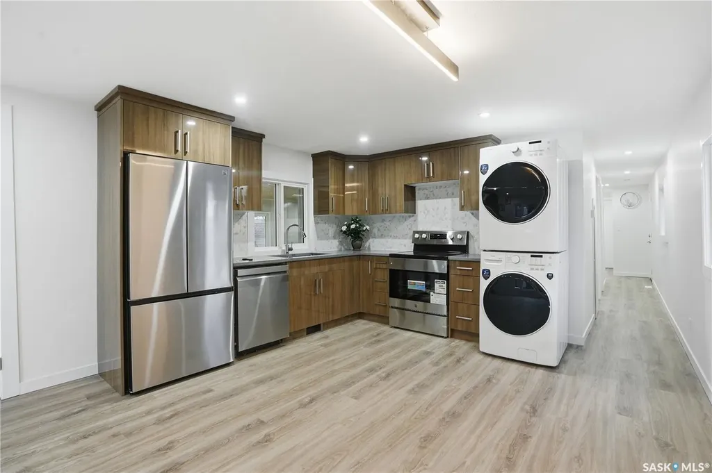 1035 Boychuk Drive Saskatoon SK S7H 5B2