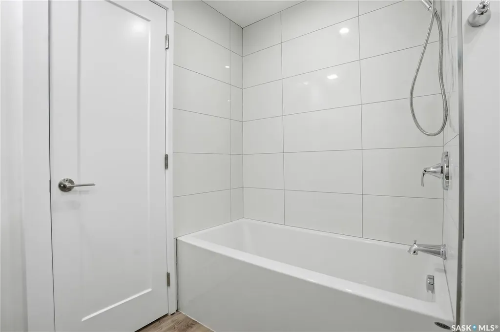 1035 Boychuk Drive Saskatoon SK S7H 5B2