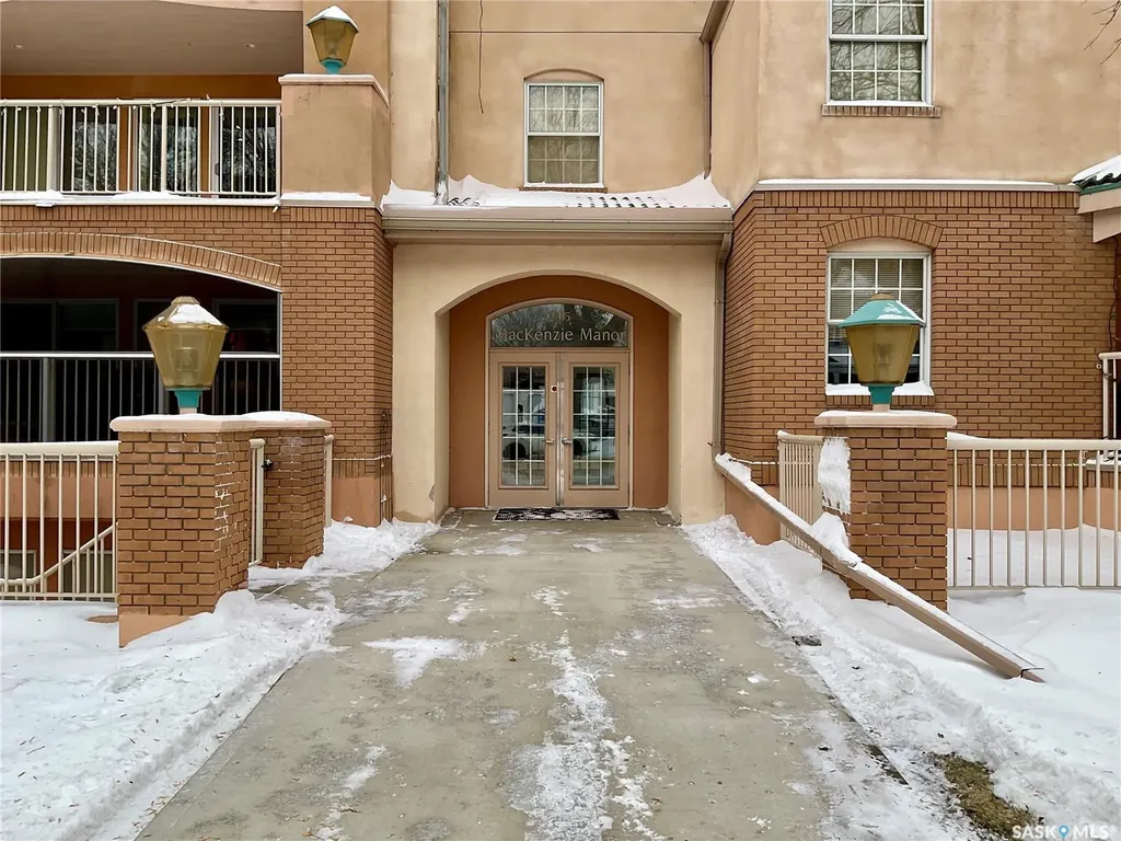 2315 Cornwall Street Regina SK S4P 2L4