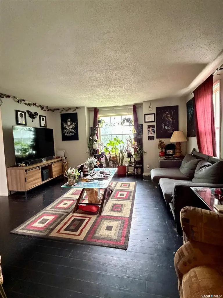233 Herbert Street E Swift Current SK S9H 1M3