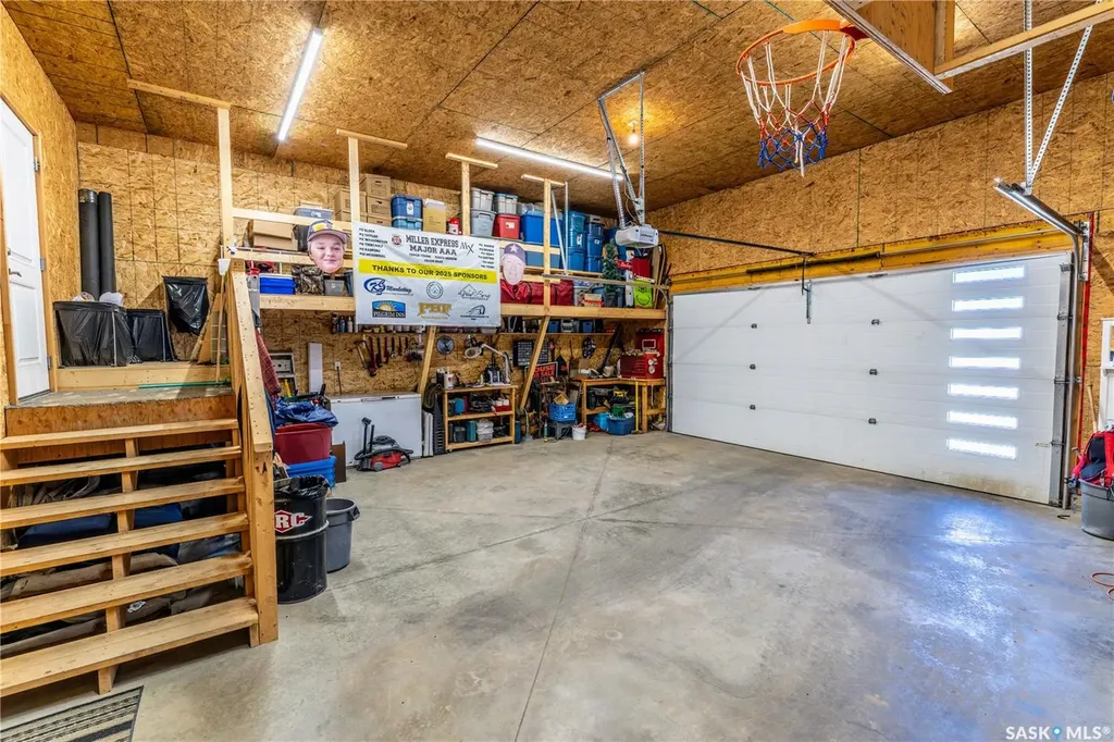 1178 Meier Drive Moose Jaw SK S6J 0B2
