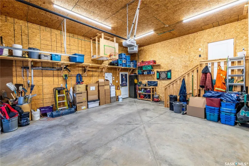 1178 Meier Drive Moose Jaw SK S6J 0B2