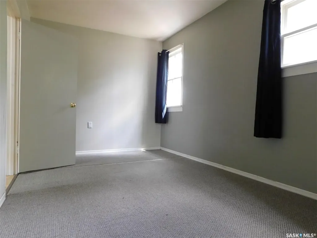 227 2nd Avenue E Assiniboia SK S0H 0B0