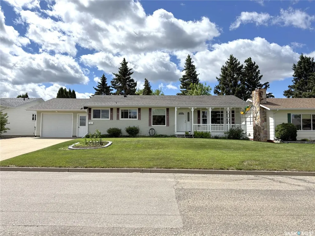 23 Tufts Crescent Outlook SK S0L 2N0