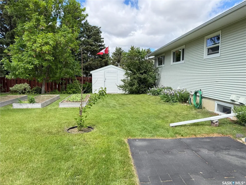 23 Tufts Crescent Outlook SK S0L 2N0