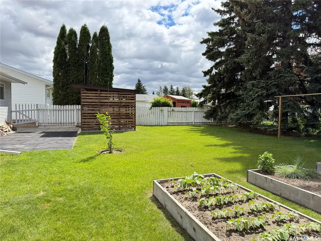 23 Tufts Crescent Outlook SK S0L 2N0