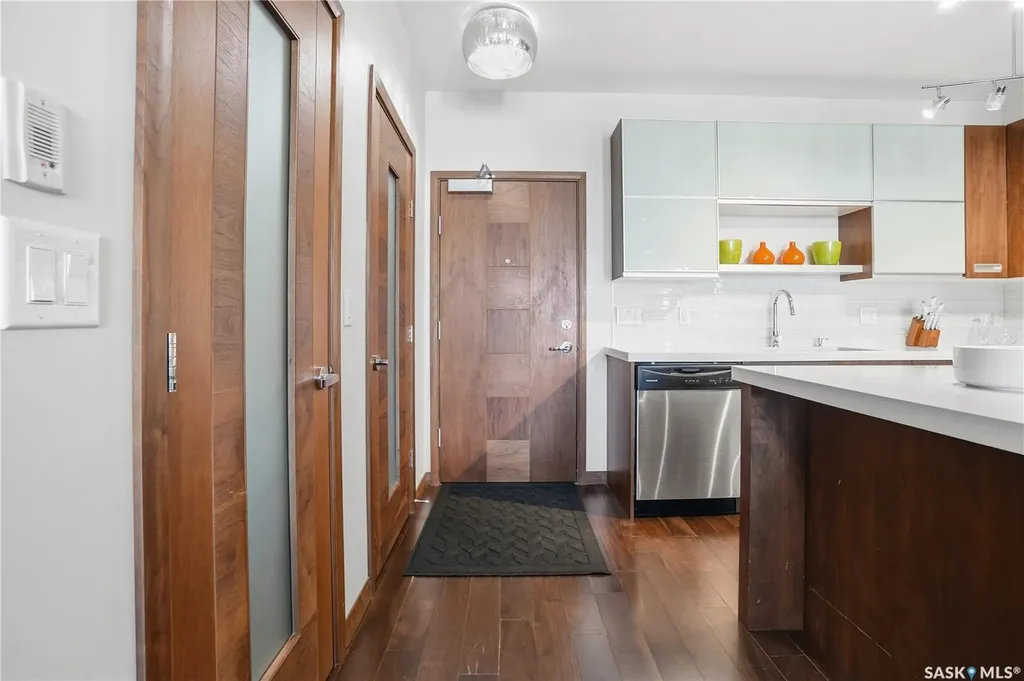 2101 Heseltine Road Regina SK S4V 3H1