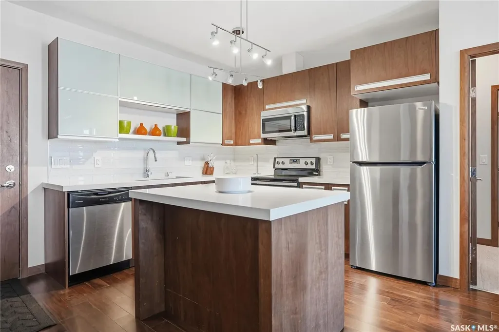 2101 Heseltine Road Regina SK S4V 3H1