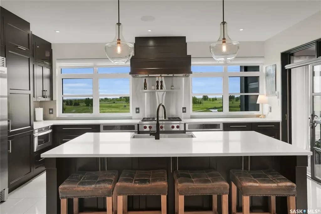308 Brookview Drive Regina SK S4Y 0B2