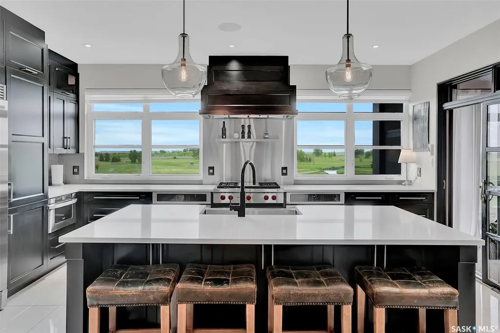 308 Brookview Drive Regina SK S4Y 0B2
