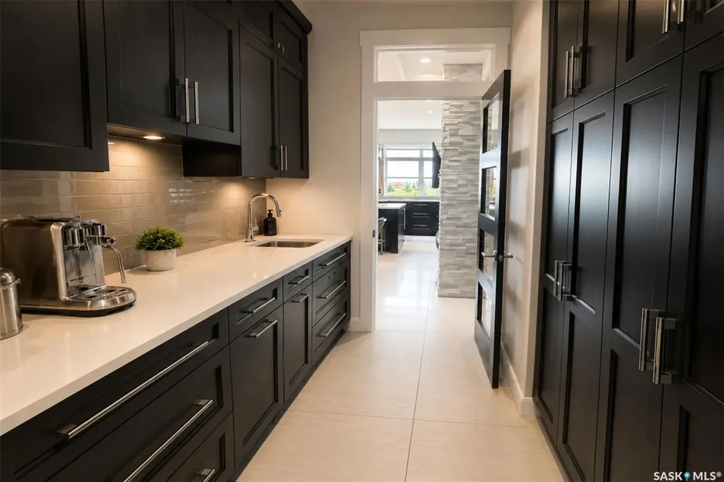 308 Brookview Drive Regina SK S4Y 0B2