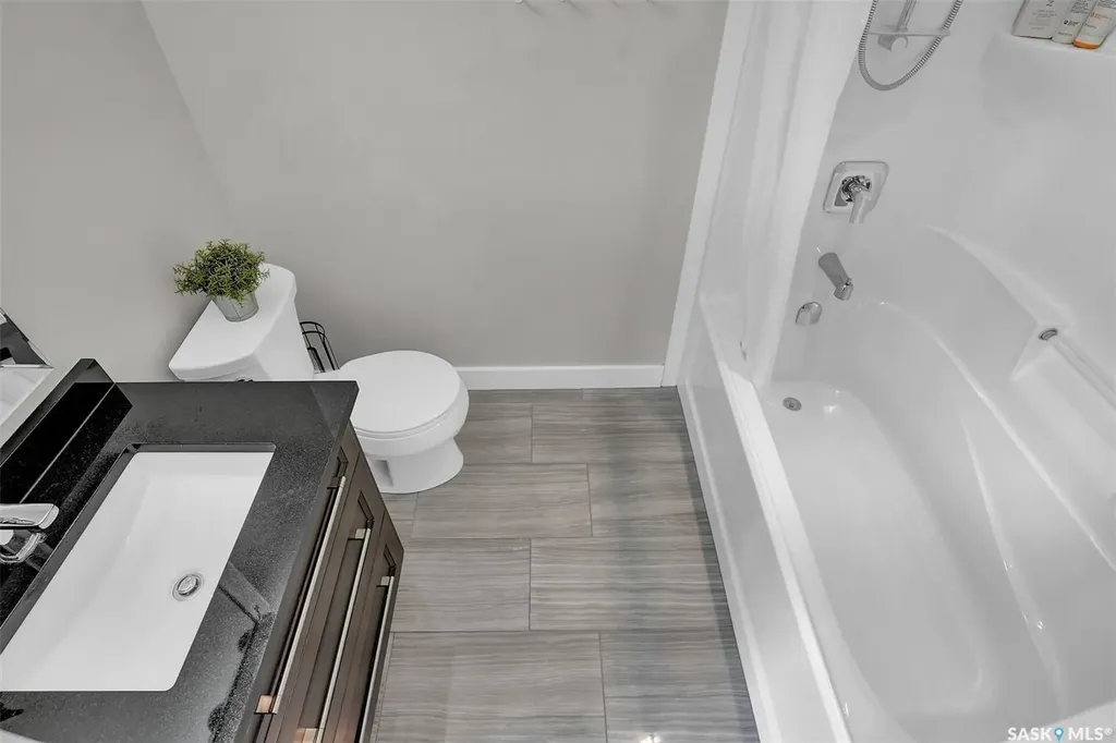 308 Brookview Drive Regina SK S4Y 0B2