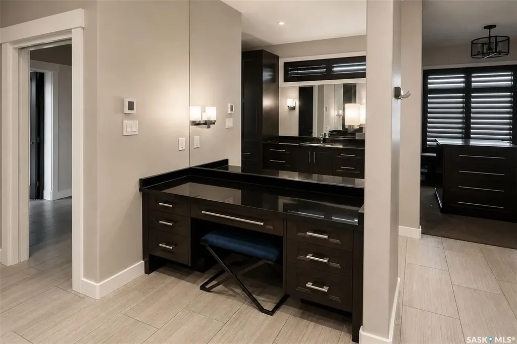 308 Brookview Drive Regina SK S4Y 0B2