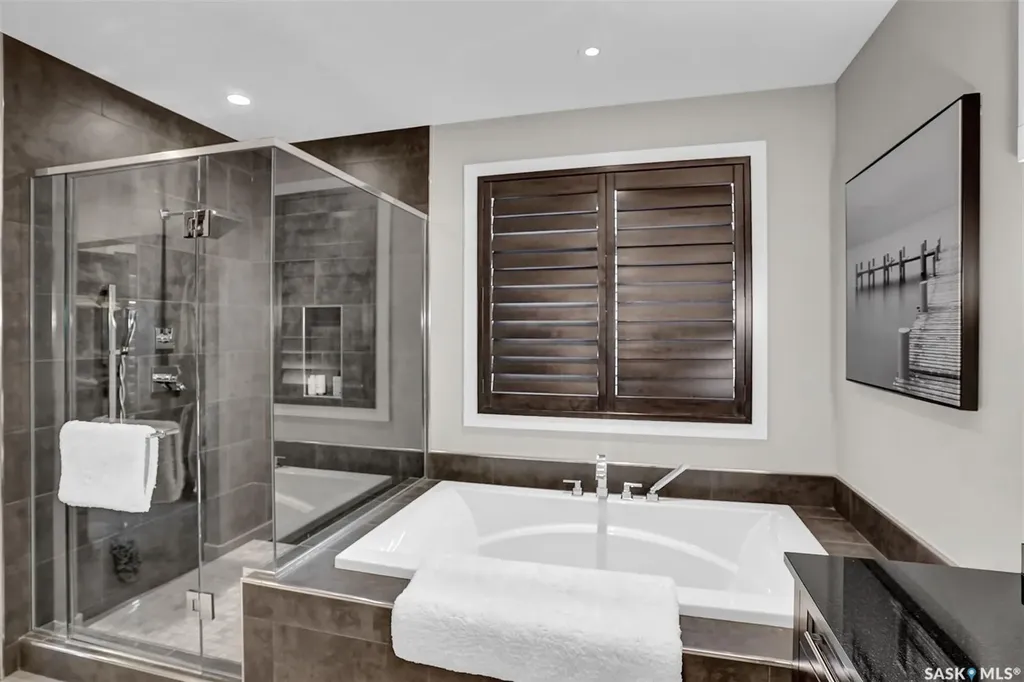 308 Brookview Drive Regina SK S4Y 0B2