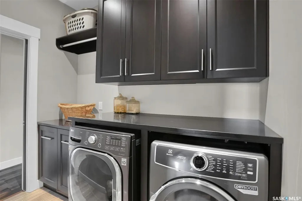 308 Brookview Drive Regina SK S4Y 0B2