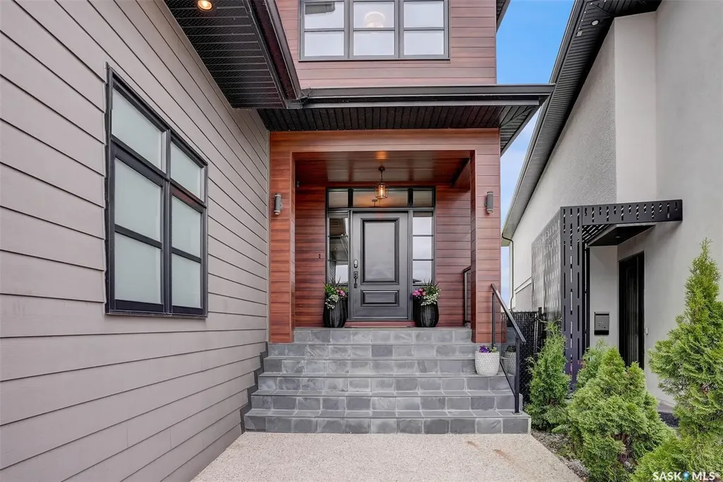 308 Brookview Drive Regina SK S4Y 0B2