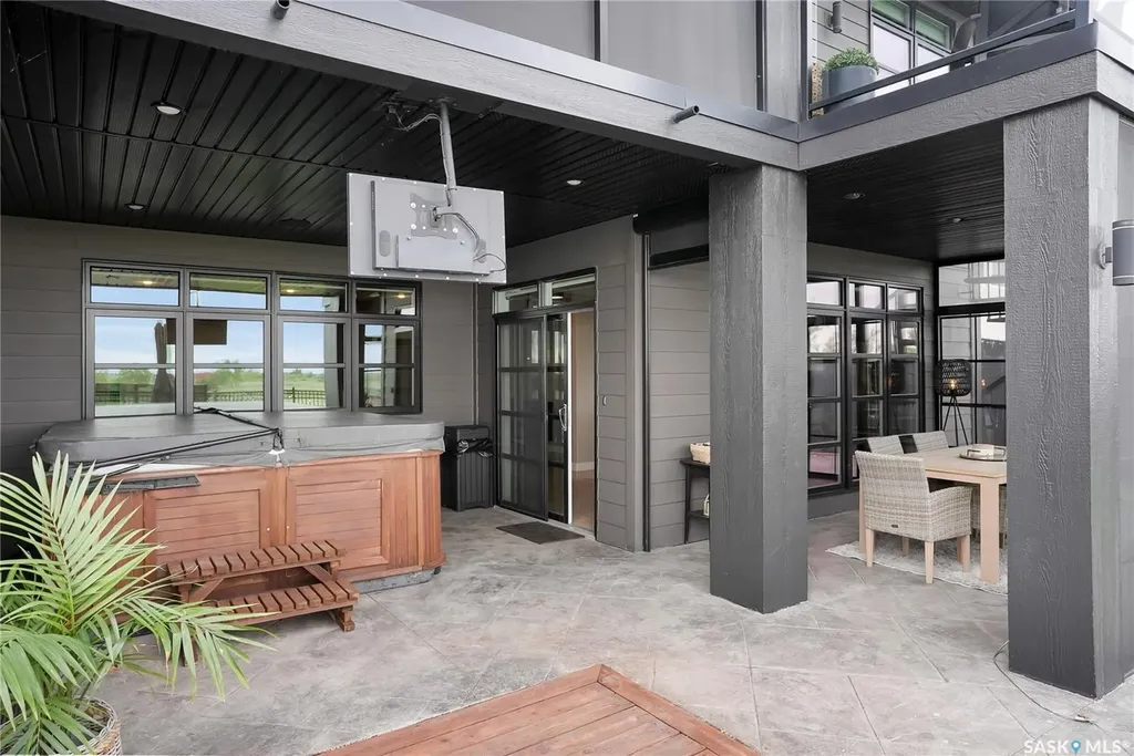 308 Brookview Drive Regina SK S4Y 0B2