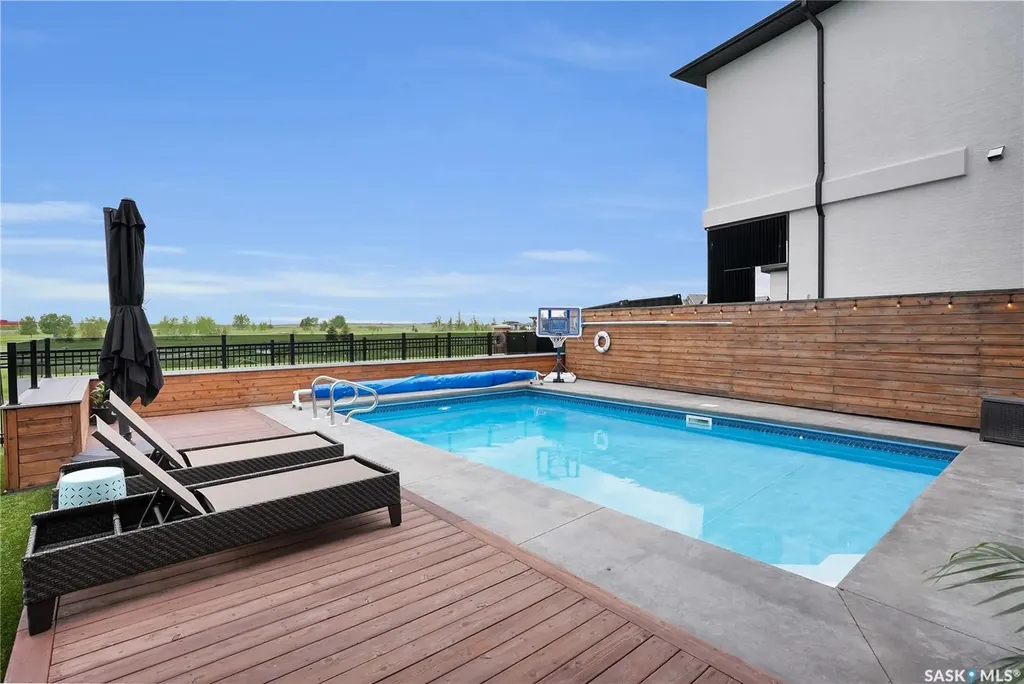 308 Brookview Drive Regina SK S4Y 0B2