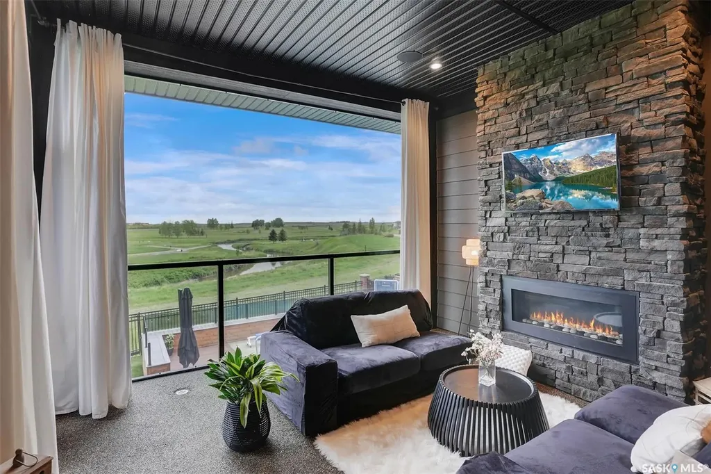 308 Brookview Drive Regina SK S4Y 0B2