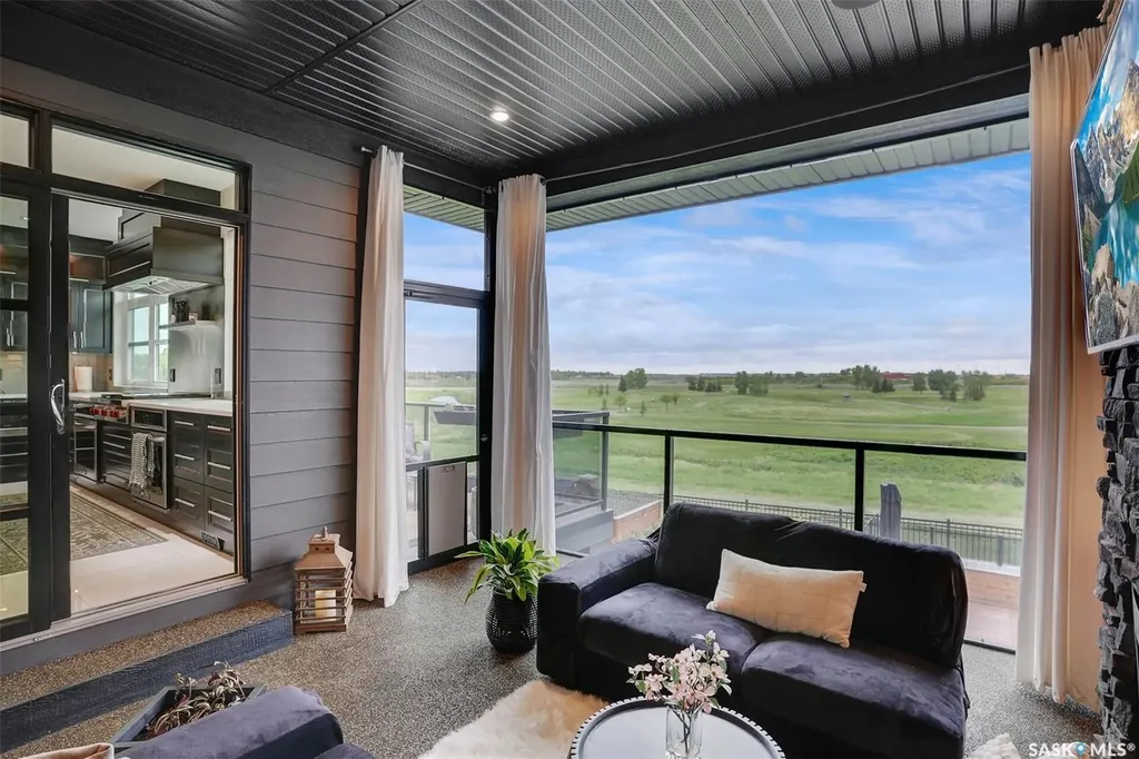 308 Brookview Drive Regina SK S4Y 0B2