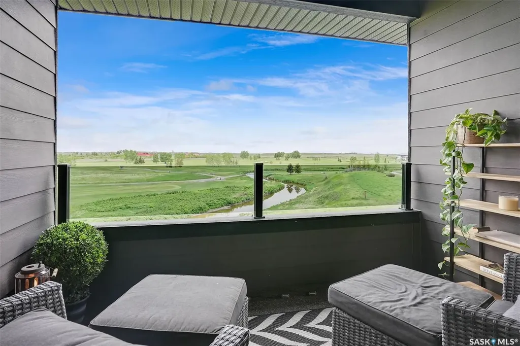 308 Brookview Drive Regina SK S4Y 0B2