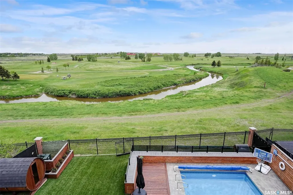 308 Brookview Drive Regina SK S4Y 0B2