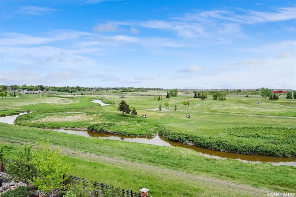308 Brookview Drive Regina SK S4Y 0B2