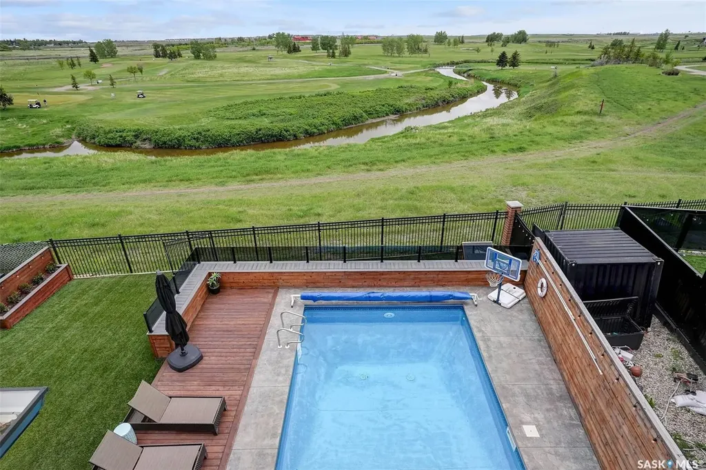 308 Brookview Drive Regina SK S4Y 0B2