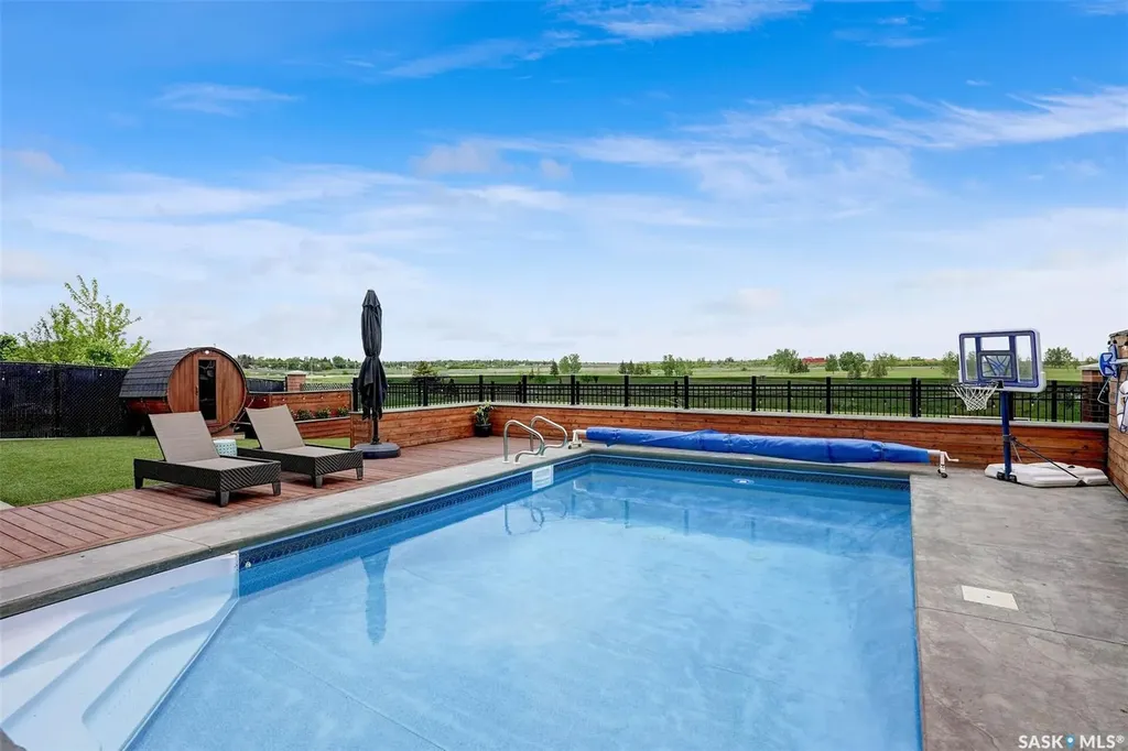 308 Brookview Drive Regina SK S4Y 0B2