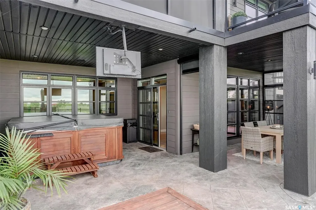 308 Brookview Drive Regina SK S4Y 0B2