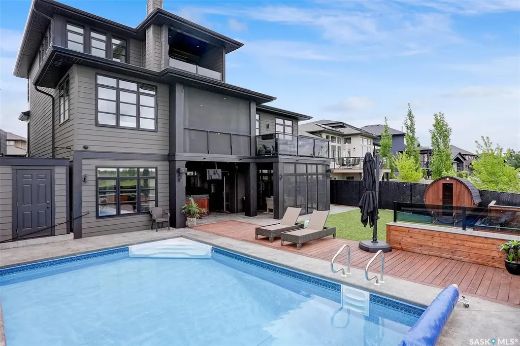 308 Brookview Drive Regina SK S4Y 0B2