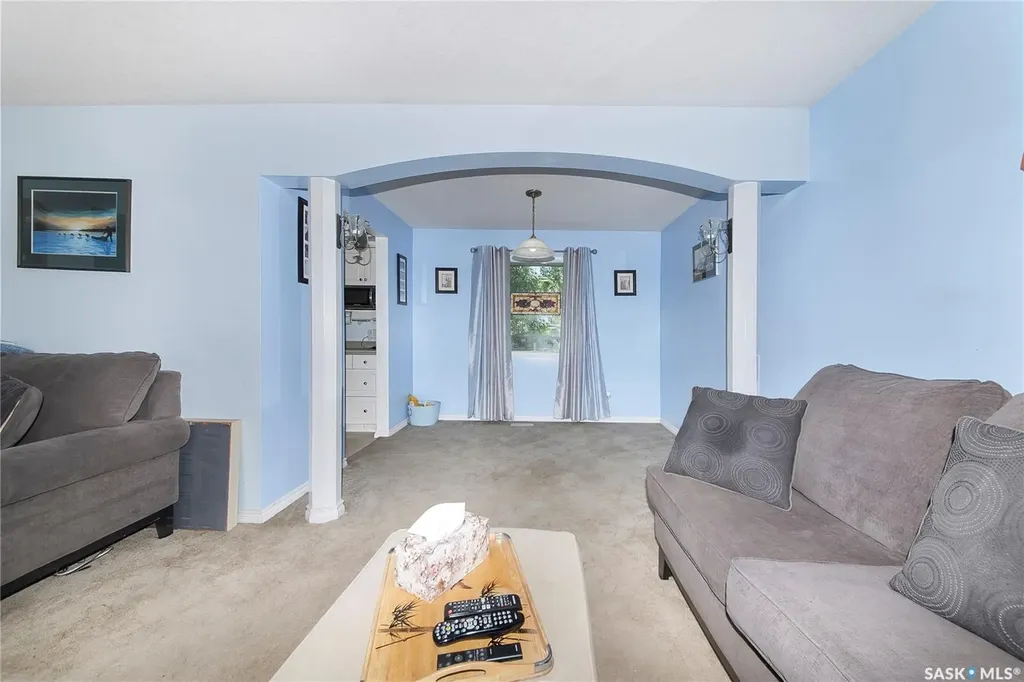 1313 N Avenue S Saskatoon SK S7M 2R2