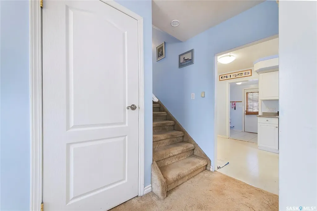 1313 N Avenue S Saskatoon SK S7M 2R2