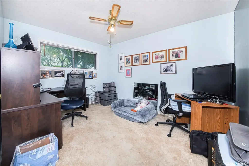 1313 N Avenue S Saskatoon SK S7M 2R2